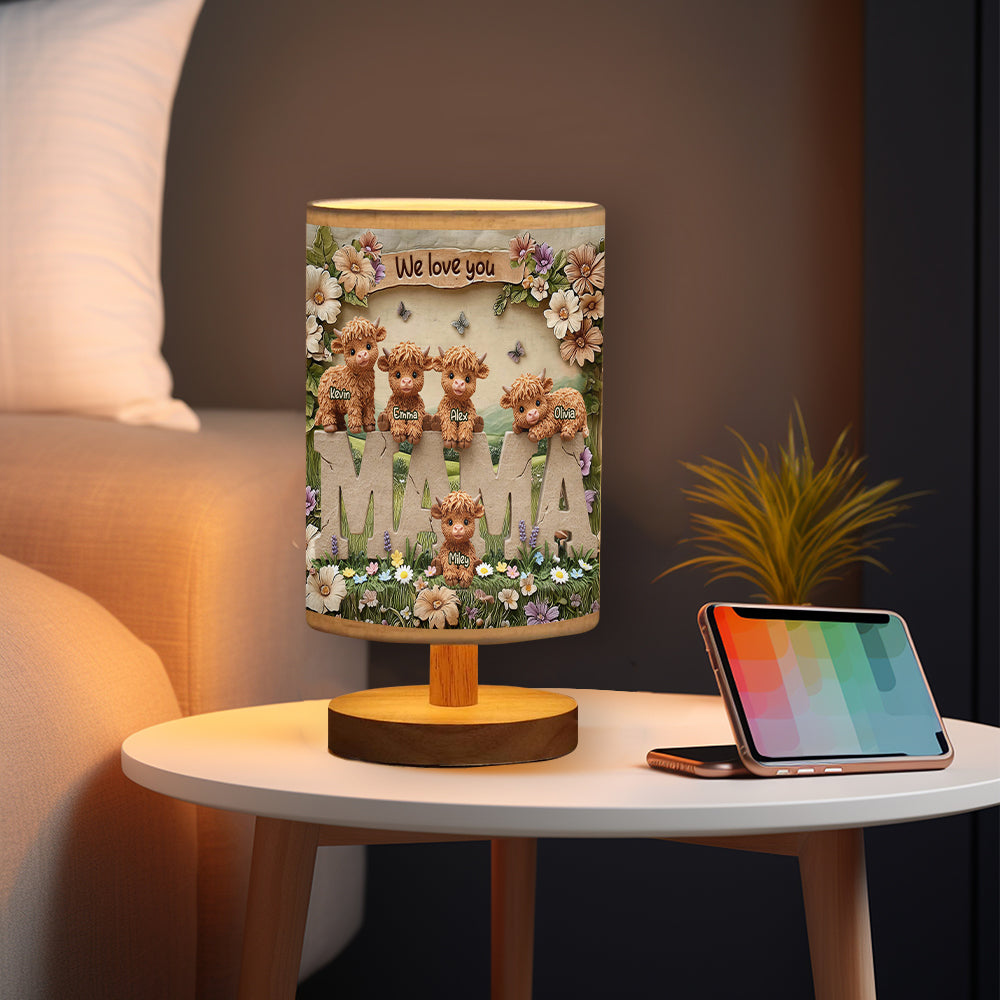 Cute Highland Cow Mama - Personalized Mother Table Lamp with Wood Base