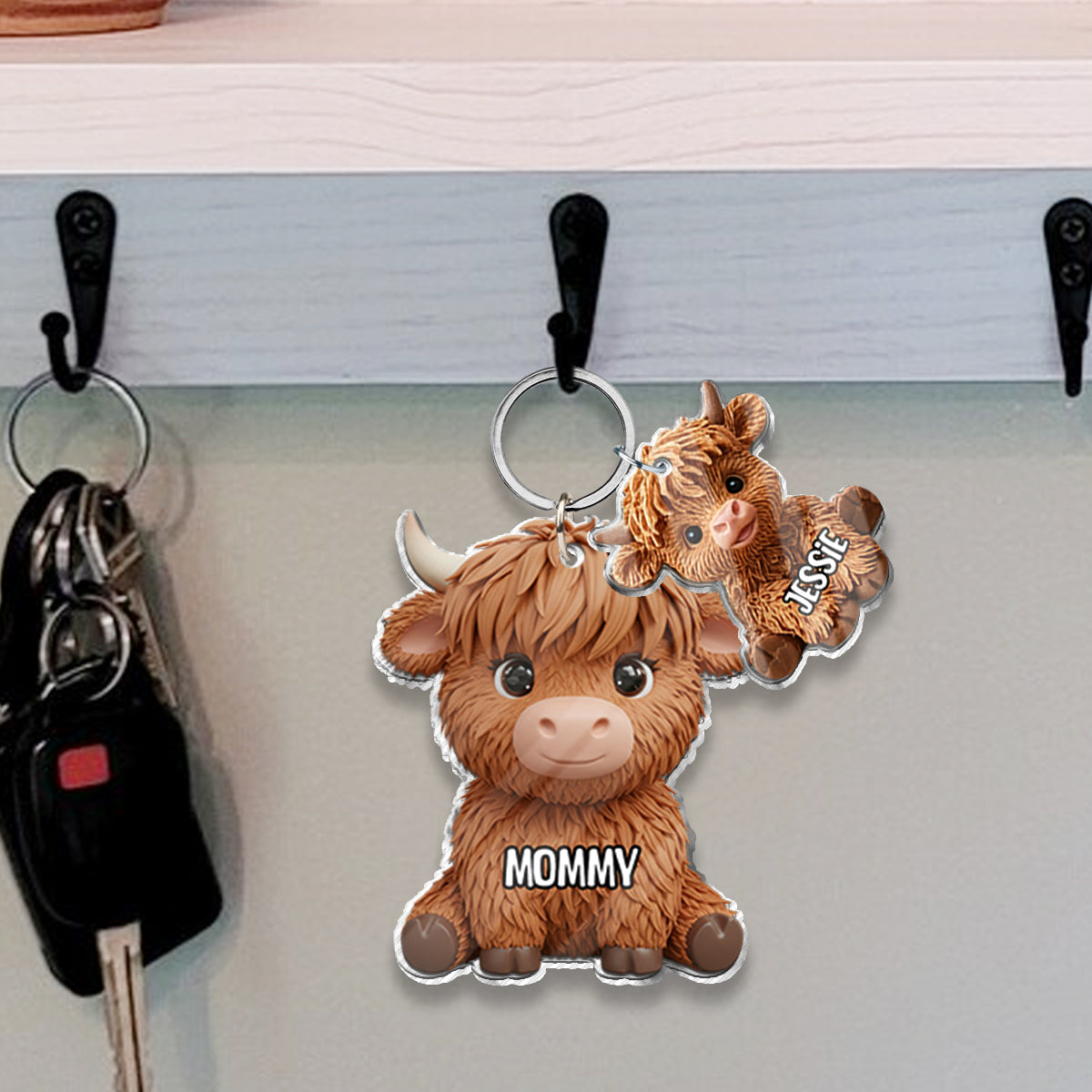 Highland Cow Mom - Personalized Mother Keychain with Charms