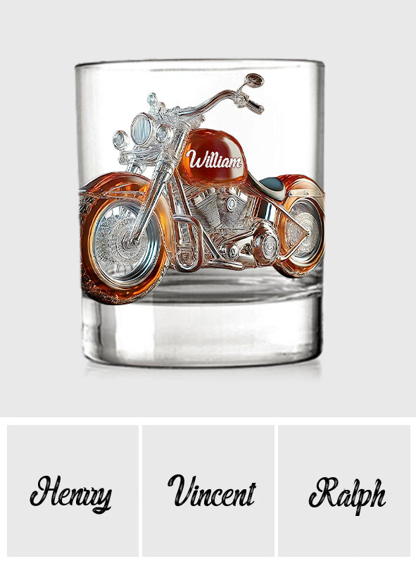 Motorradliebe – Personalisiertes Whiskyglas für Biker