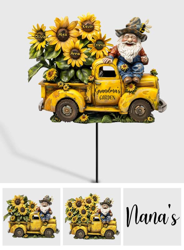 Grandma's/ Mom's ... Garden - Personalized Gardening Metal Garden Art