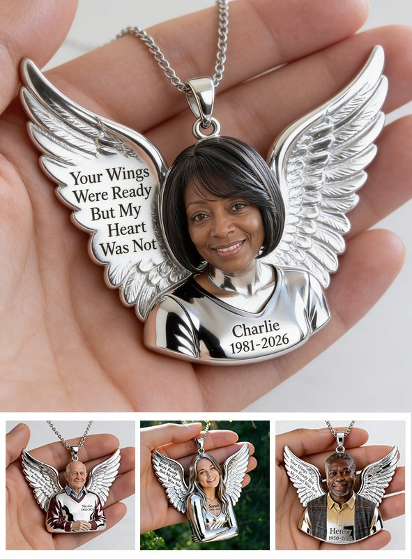 Personalized Middle-Aged Black Woman Memorial Metal Pendant Necklace