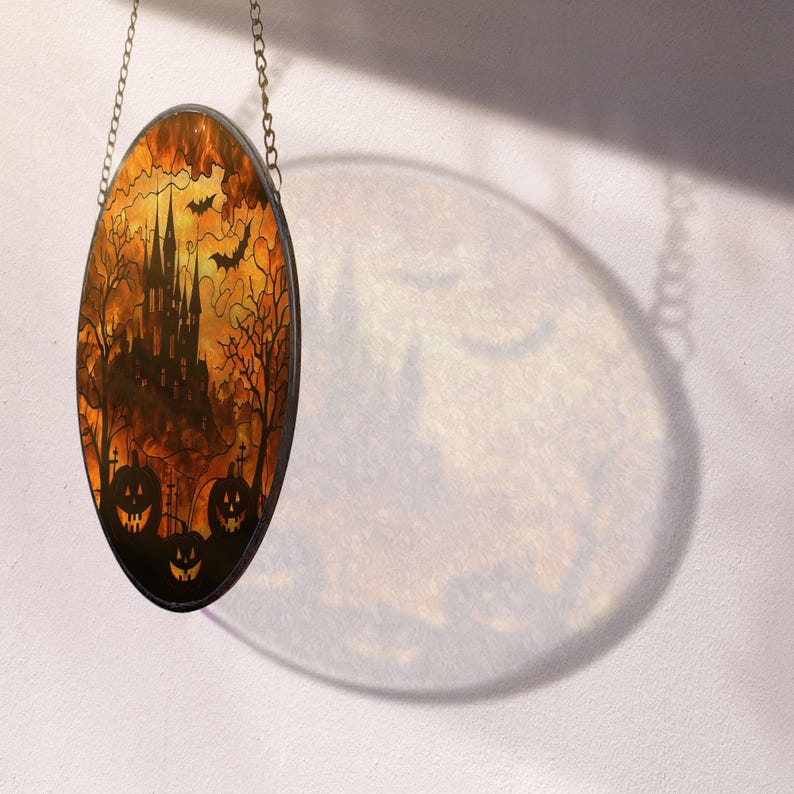 Witcher Castle Buntglas-Sonnenfänger für Halloween Halloween Fensterhänger Sonnenfänger Ornament 0924