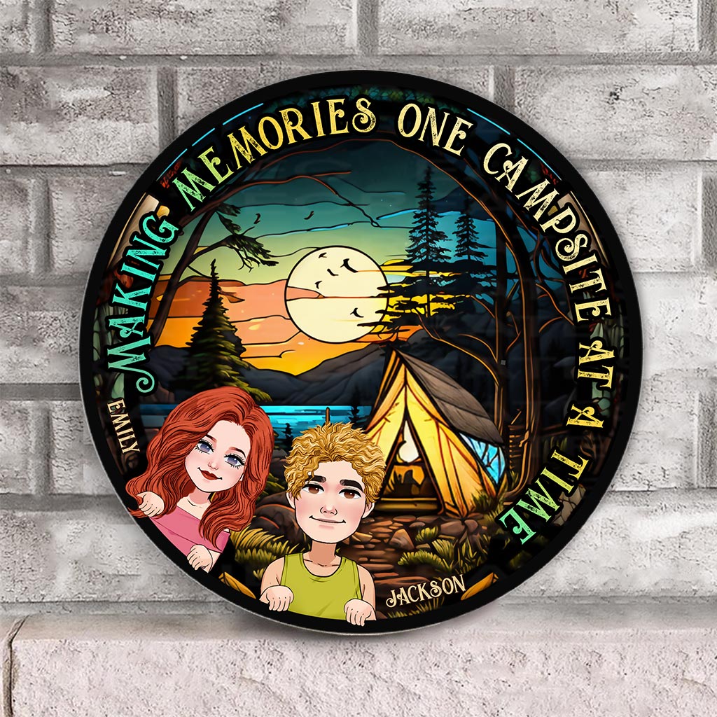 Making Memories - Personalized Camping Round Wood Sign