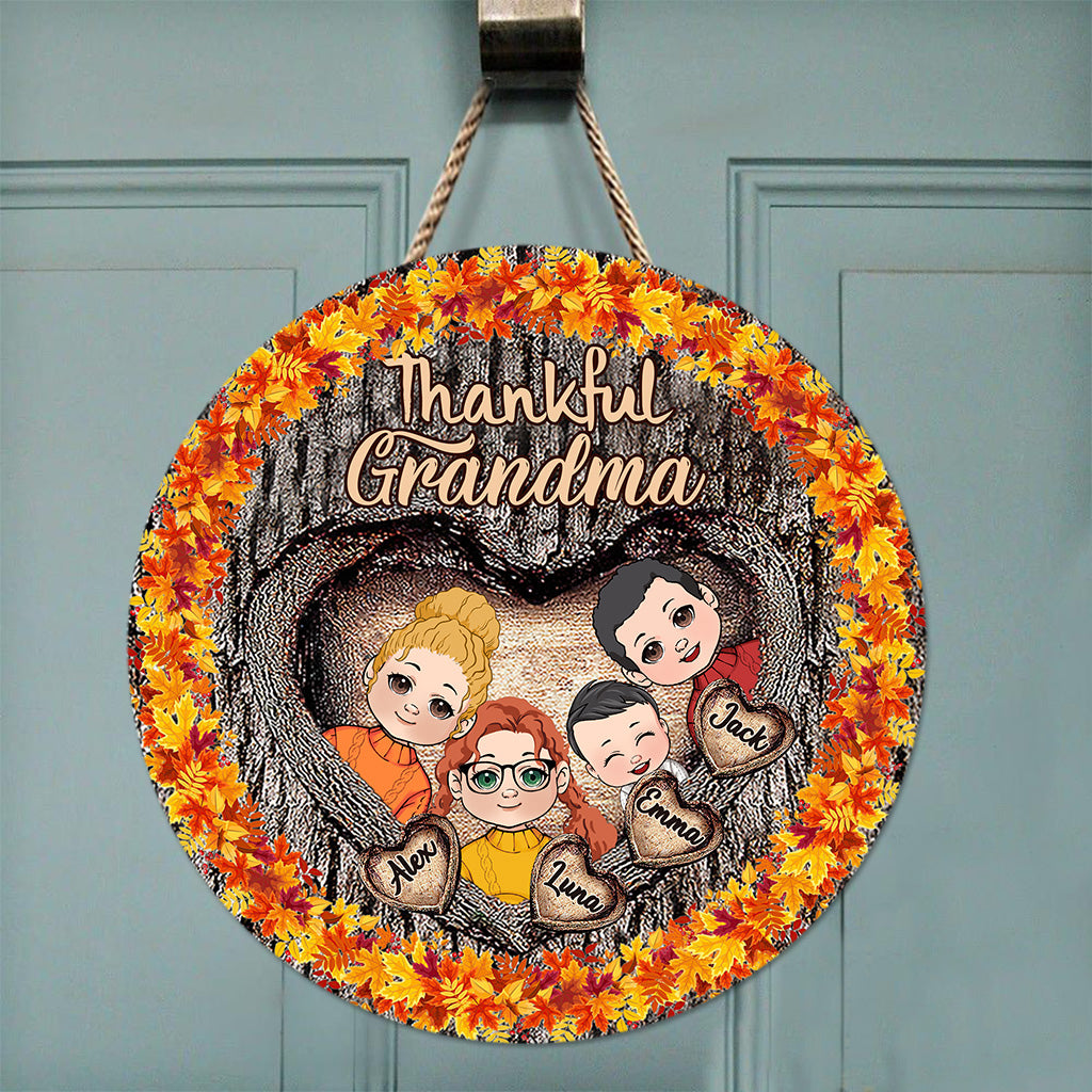Thankful Grandma - Gift for grandma - Personalized Round Wood Sign
