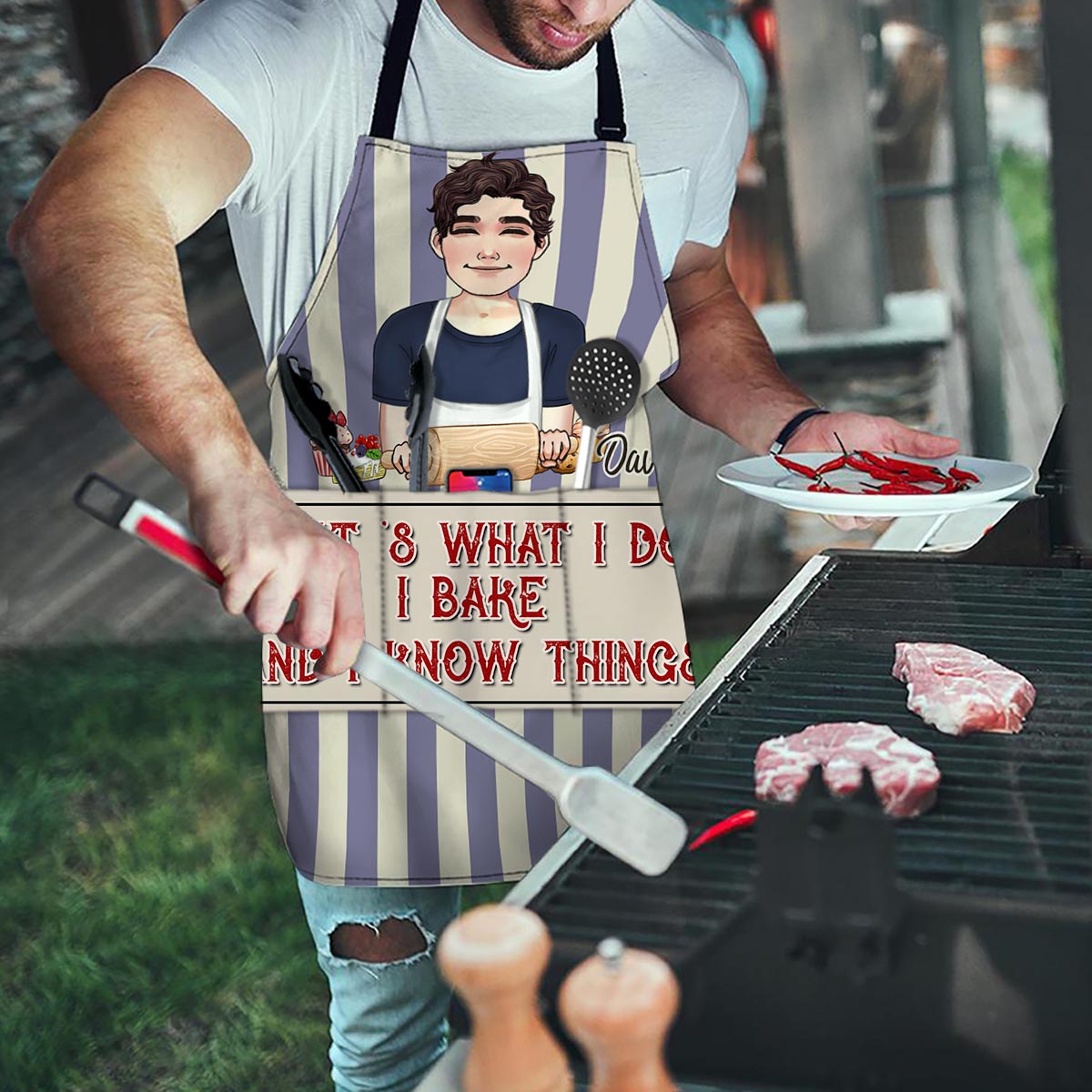 I Bake And I Know Things - Baking gift for mom, dad, daughter, son, girlfriend, boyfriend, wife, husband, sister, brother, friend - Personalized Apron