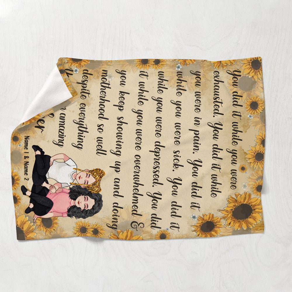 You Are An Amazing Mom - Personalized Mother's Day Mother Blanket