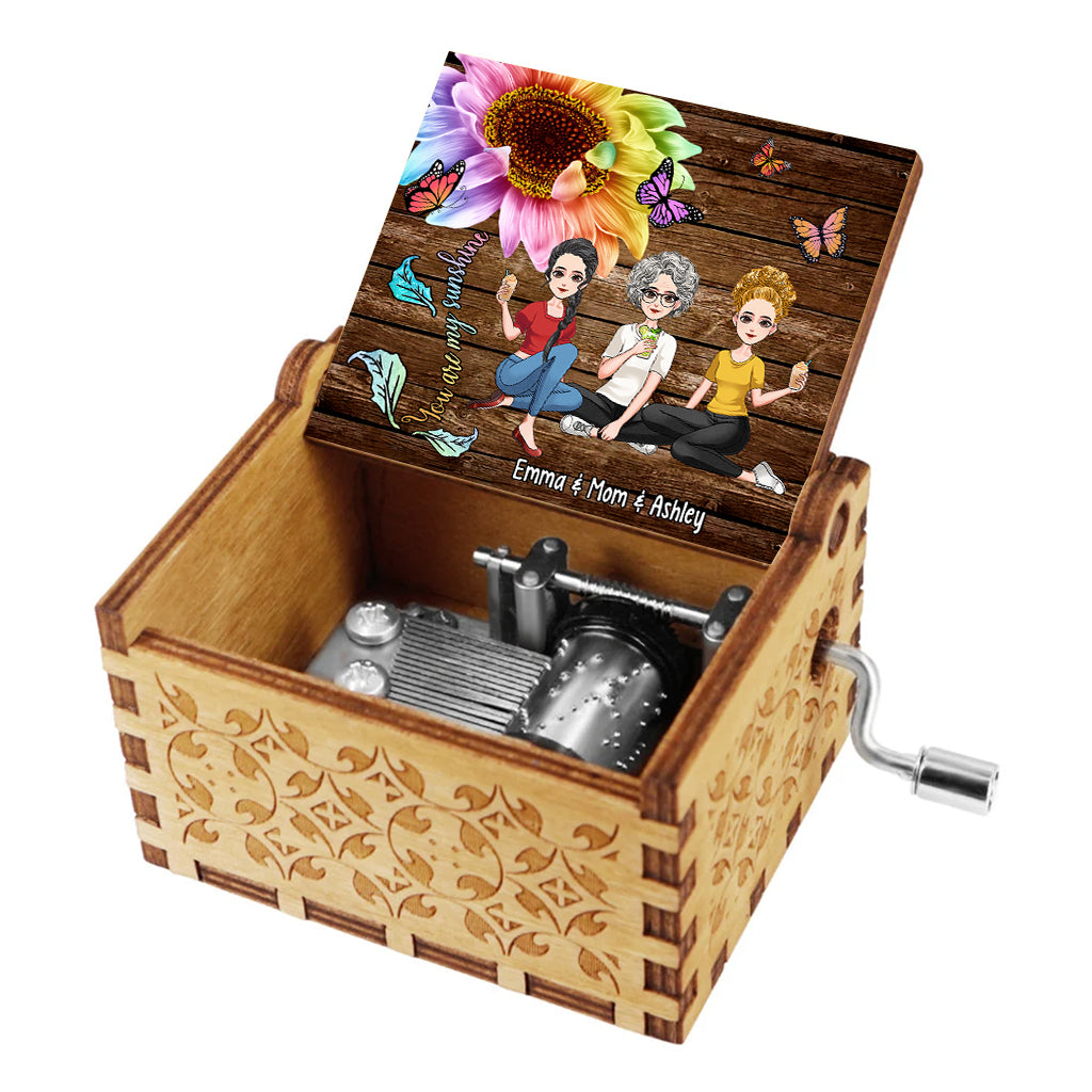 You Are My Sunshine - Personalized Mother's Day Mother Hand Crank Music Box