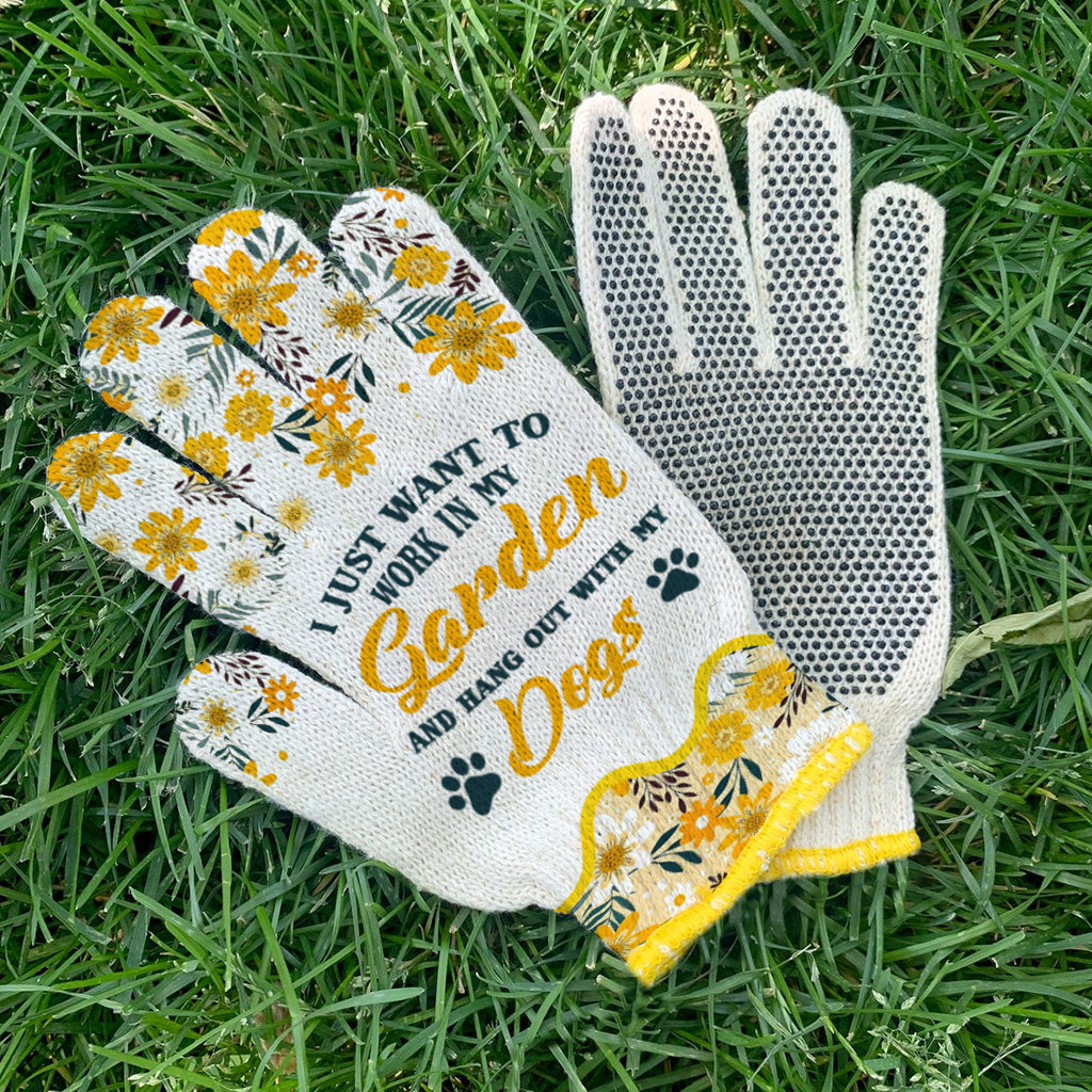 I Just Want To Work In My Garden And Hang Out - Personalized Gardening Garden Gloves