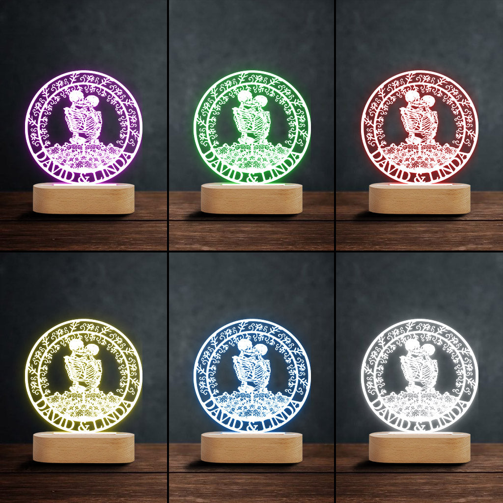 Custom Skeleton Couple Kissing With Roses - Personalized Skull Shaped Plaque Light Base