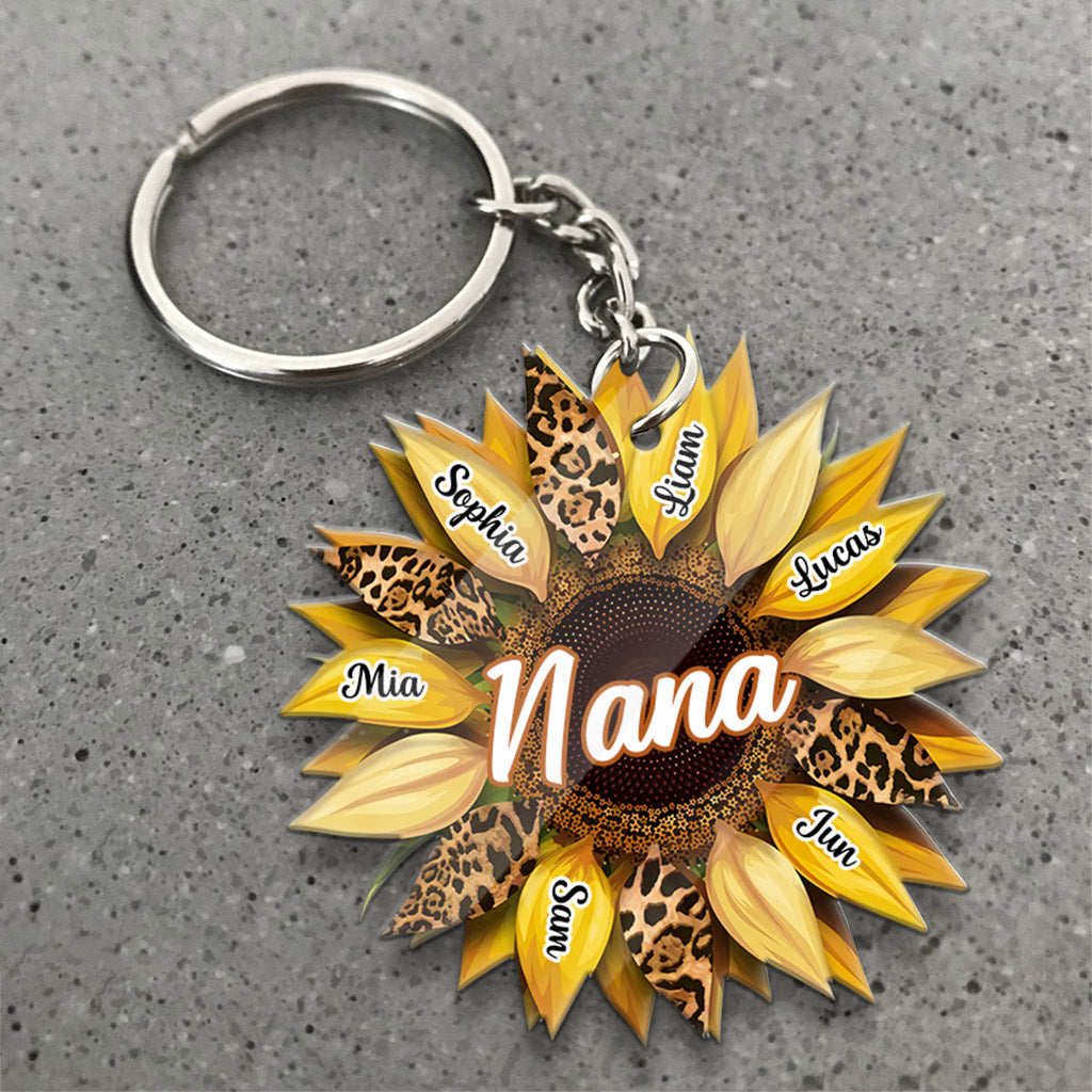 Nana Mom Auntie Family Sunflower - Personalized Grandma Keychain
