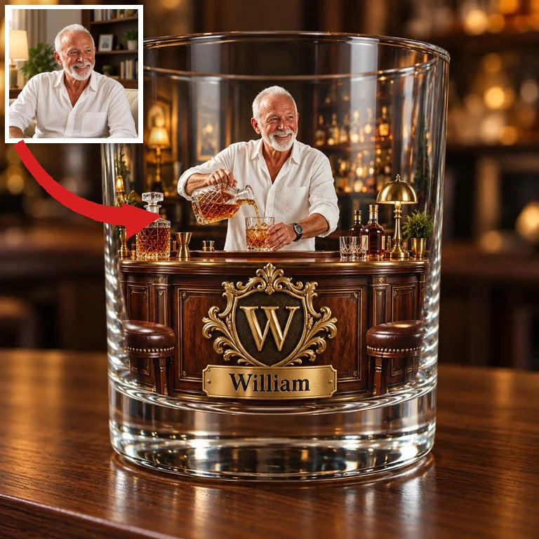 Personalisierbares Whiskeyglas mit Porträt, Name und Initialen