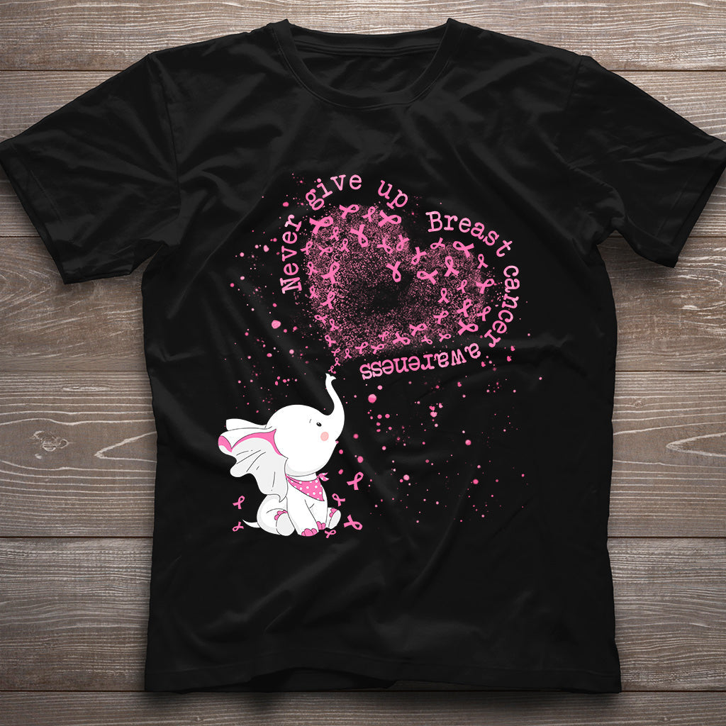 Niemals aufgeben – T-Shirt und Hoodie zur Sensibilisierung für Brustkrebs 0822