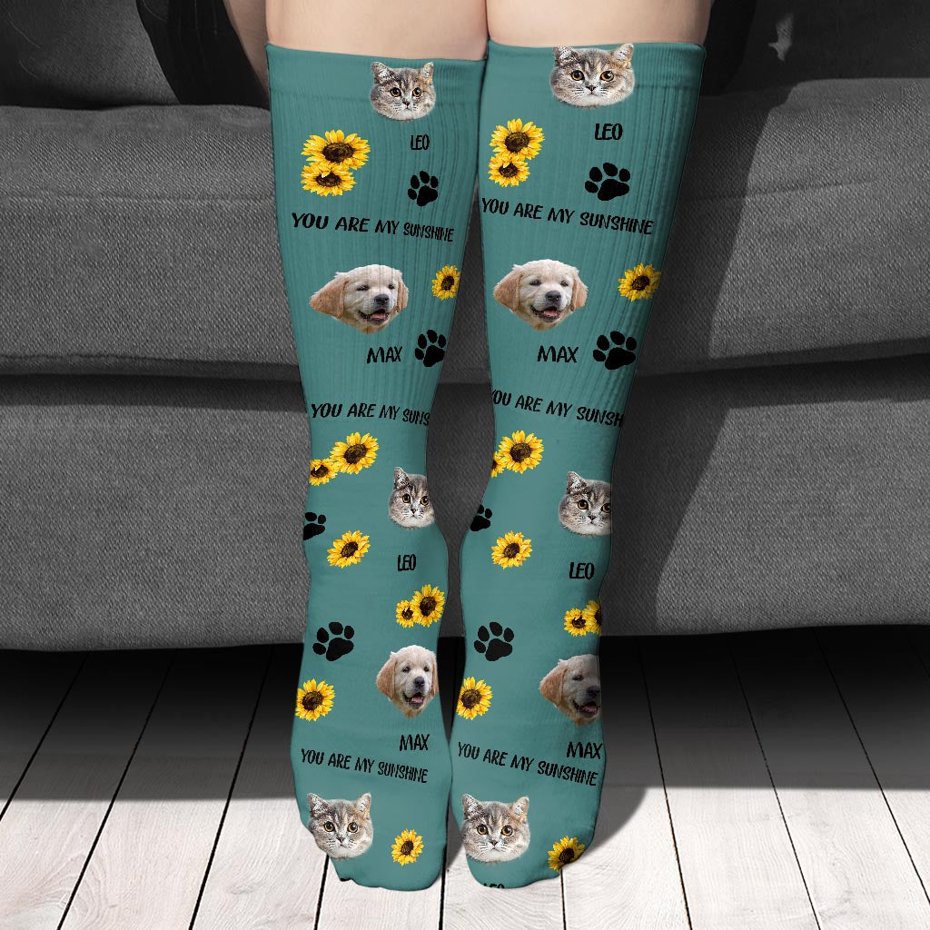 Ce humain appartient à - Cadeau pour amoureux des chats - Chaussettes personnalisées