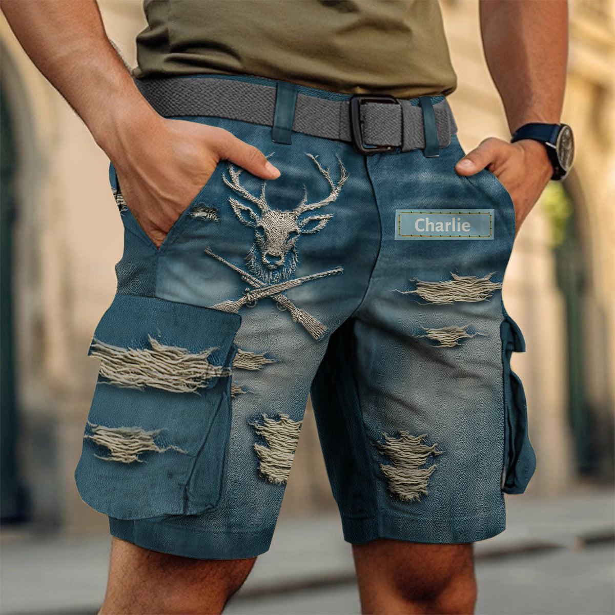 Jagdgeschenk im Used-Look – Personalisierte Jagd-Cargoshorts mit Gürtel