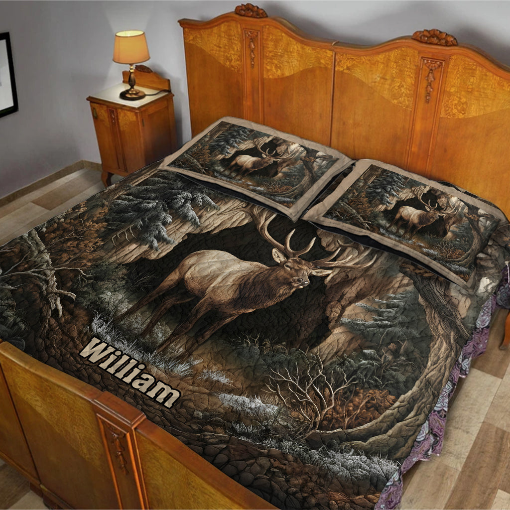 Perfect Gift For Hunting Lovers - Personalized Hunting Quilt Set