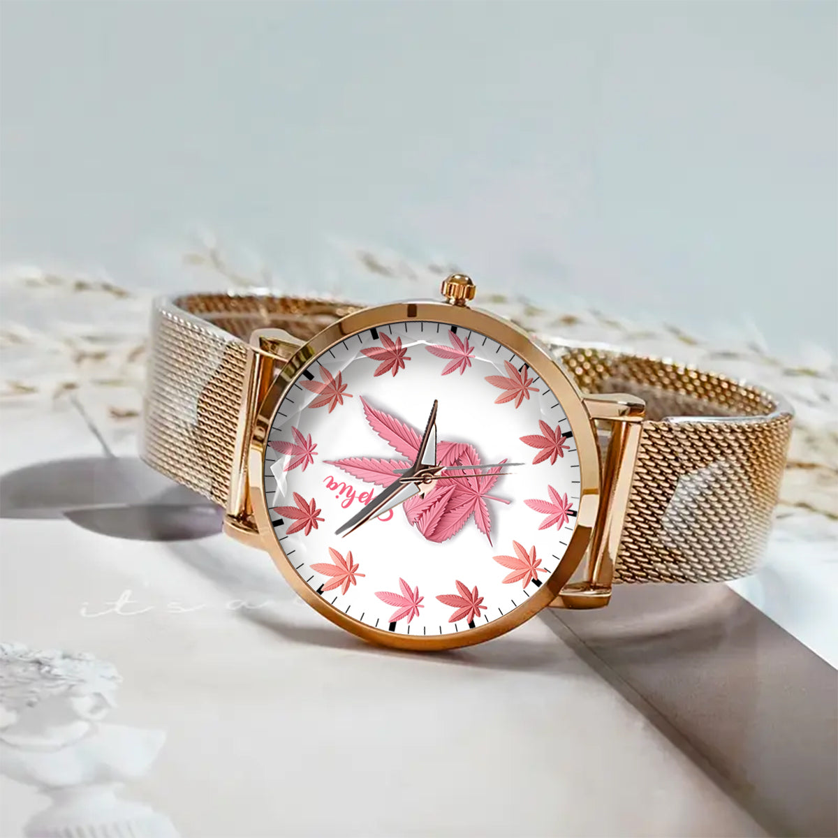Montre-bracelet personnalisée pour femme Pink Cannabis - Cannabis rose