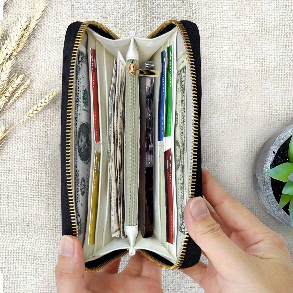 Passionnée de couture - Portefeuille long en cuir personnalisé