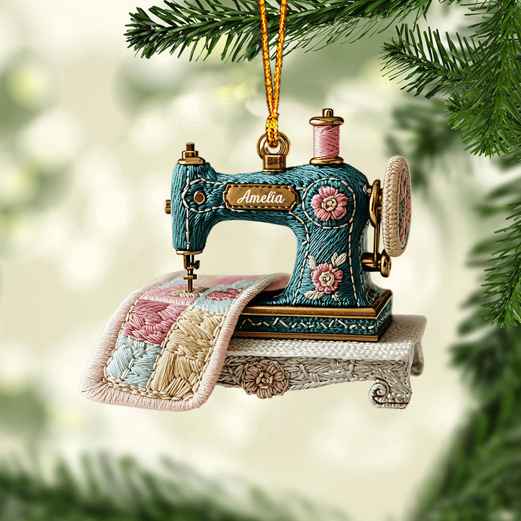 Vintage Sewing Machine - Personalized Sewing Ornament