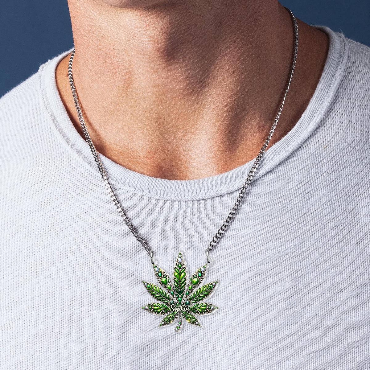 Atemberaubende Blatt-Halskette – personalisierter Anhänger in Cannabisform