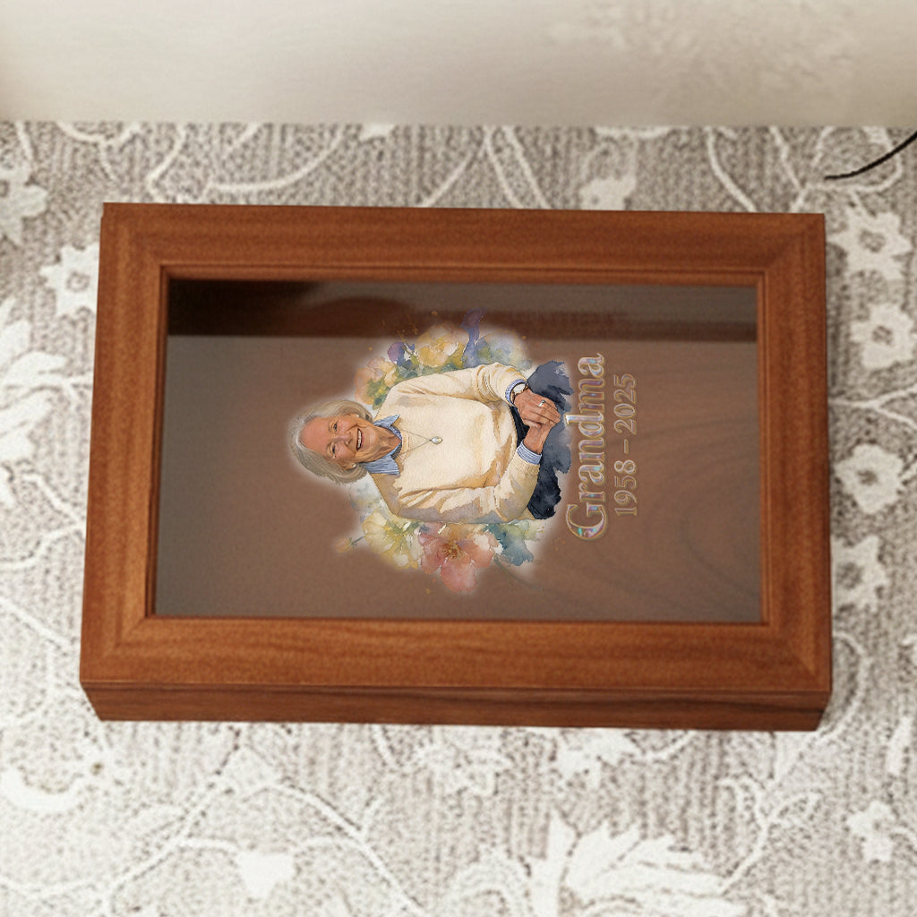 Individuell gestaltbare Gedenkbox aus Holz – nach Foto.