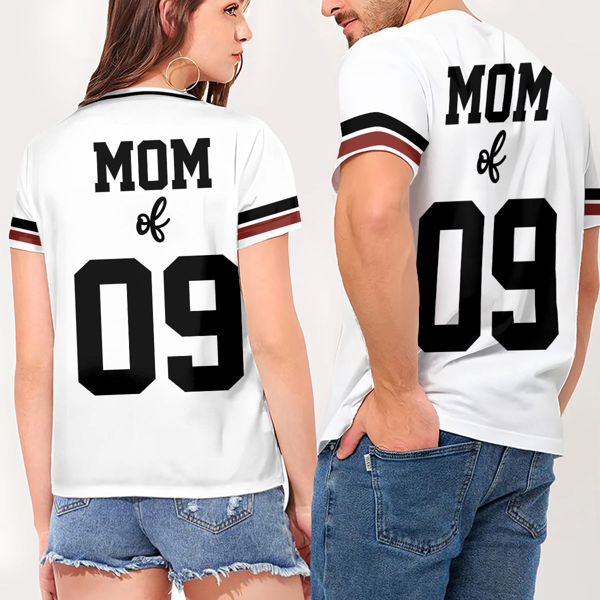 Fußball-Mama/Papa/Oma/Onkel/Tante.... - Personalisiertes Fußball-T-Shirt mit V-Ausschnitt und vollflächigem Aufdruck
