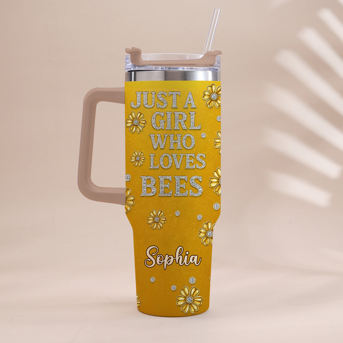 Une fille qui aime les abeilles - Gobelet abeille personnalisé avec anse