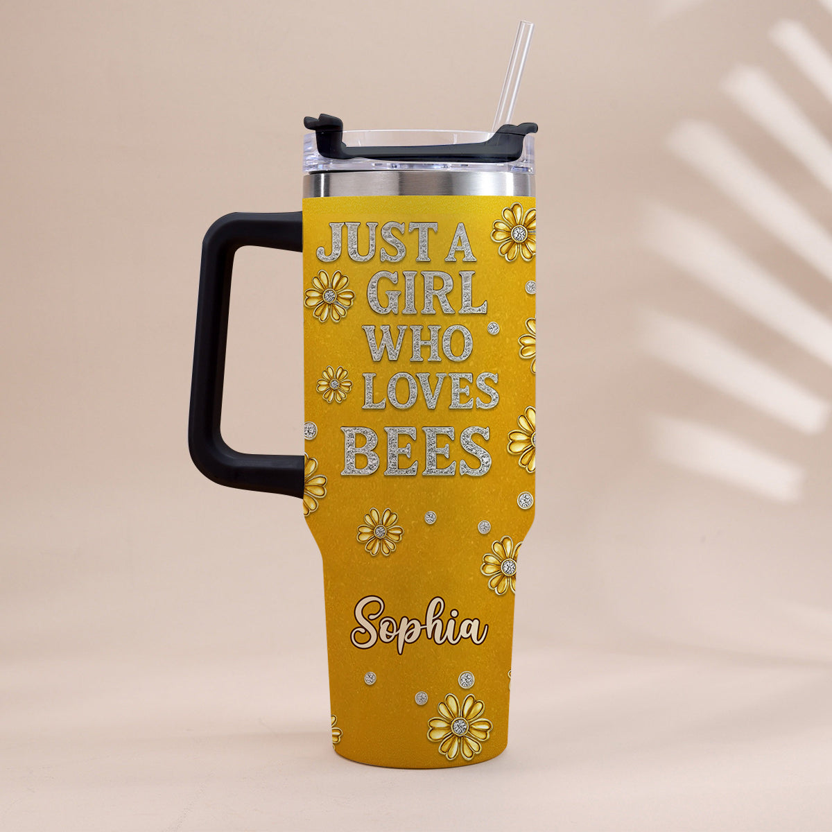 Une fille qui aime les abeilles - Gobelet abeille personnalisé avec anse