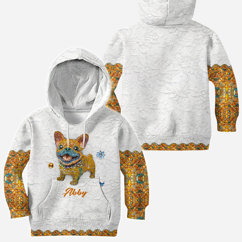 Niedlicher Hund – Personalisiertes T-Shirt mit Hundemotiv