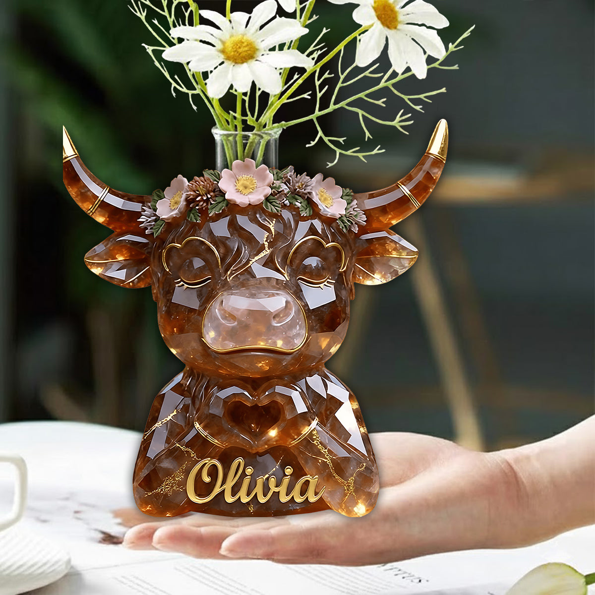 Vache des Highlands avec mains en forme de cœur - Vase à fleurs en acrylique personnalisé en forme de vache des Highlands