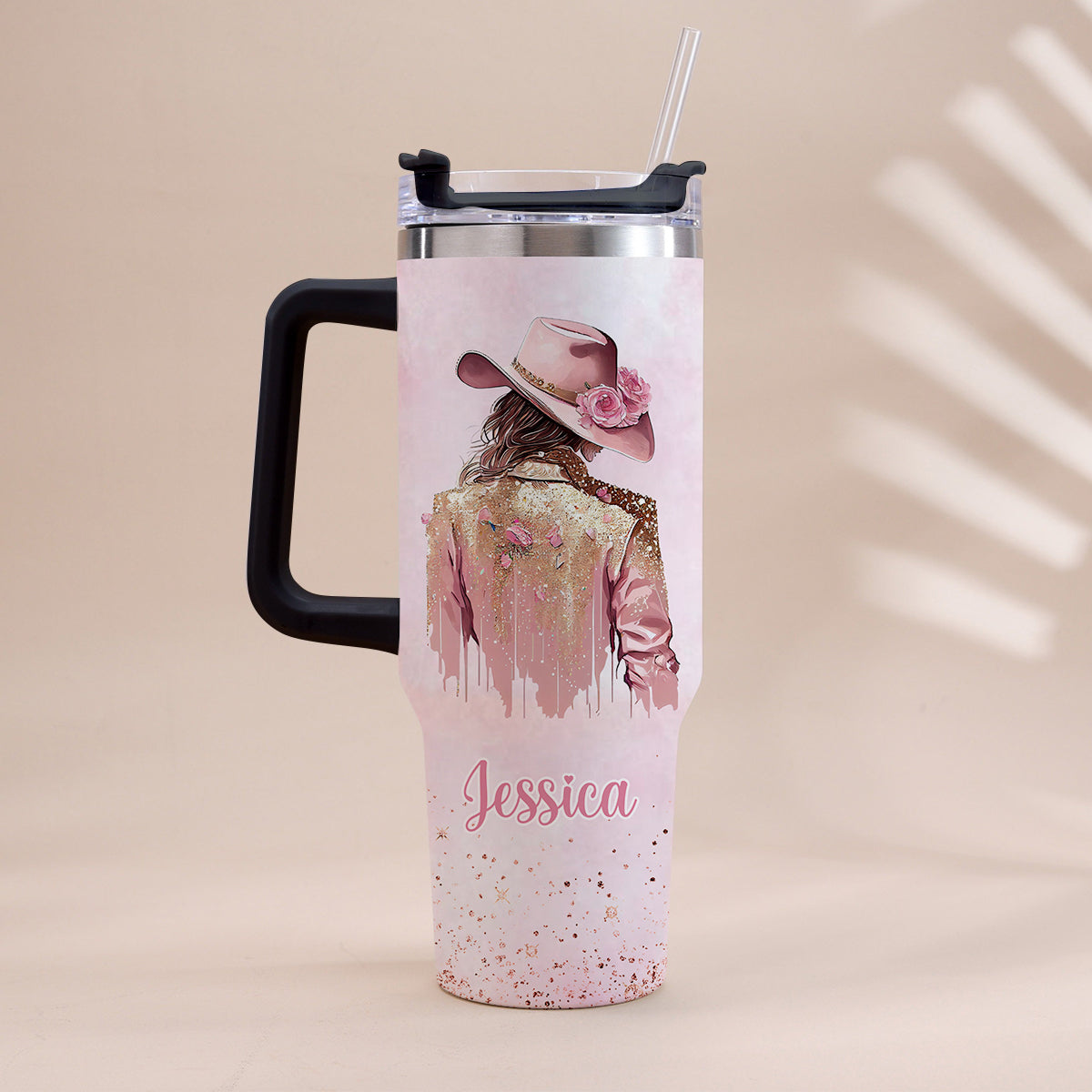 Cowgirl-Spirit – Personalisierter Cowgirl-Trinkbecher mit Henkel