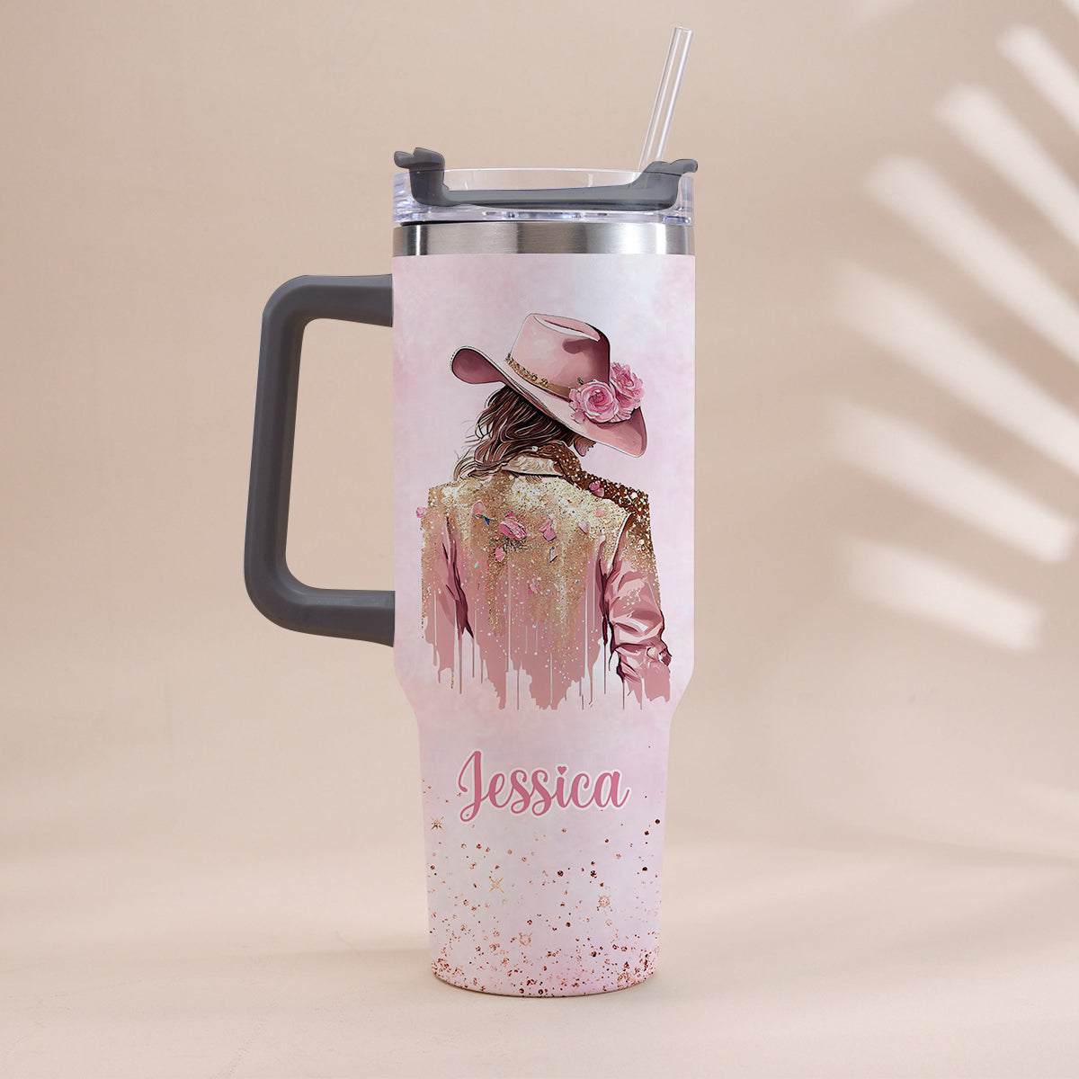 Cowgirl-Spirit – Personalisierter Cowgirl-Trinkbecher mit Henkel