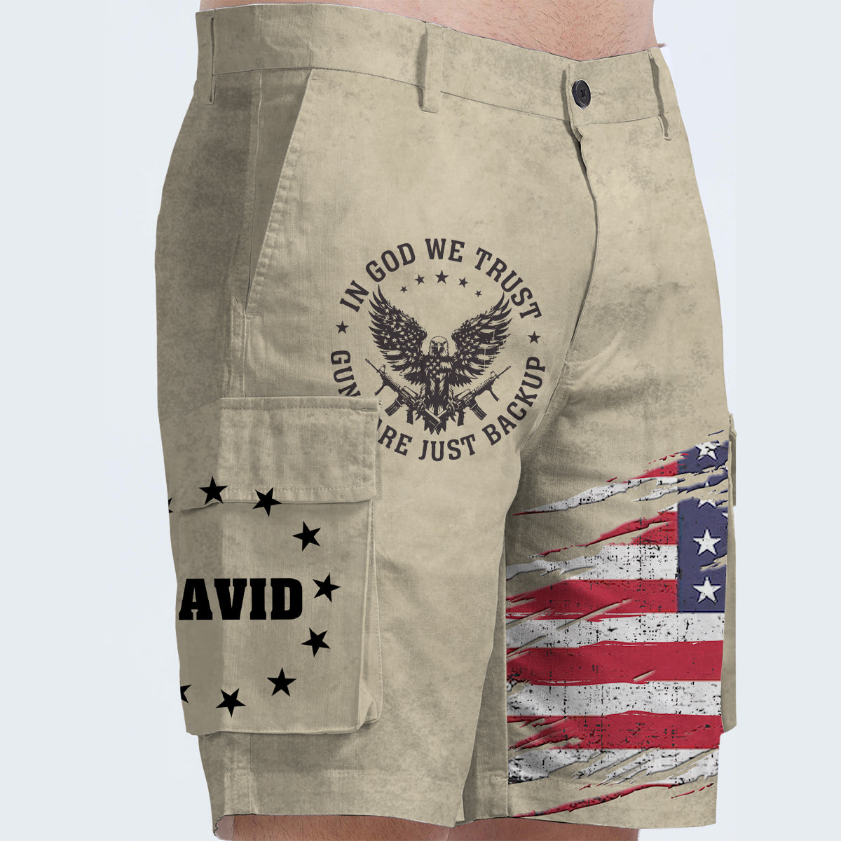 En Dieu nous avons confiance - Short cargo personnalisé avec aigle à tête blanche et ceinture