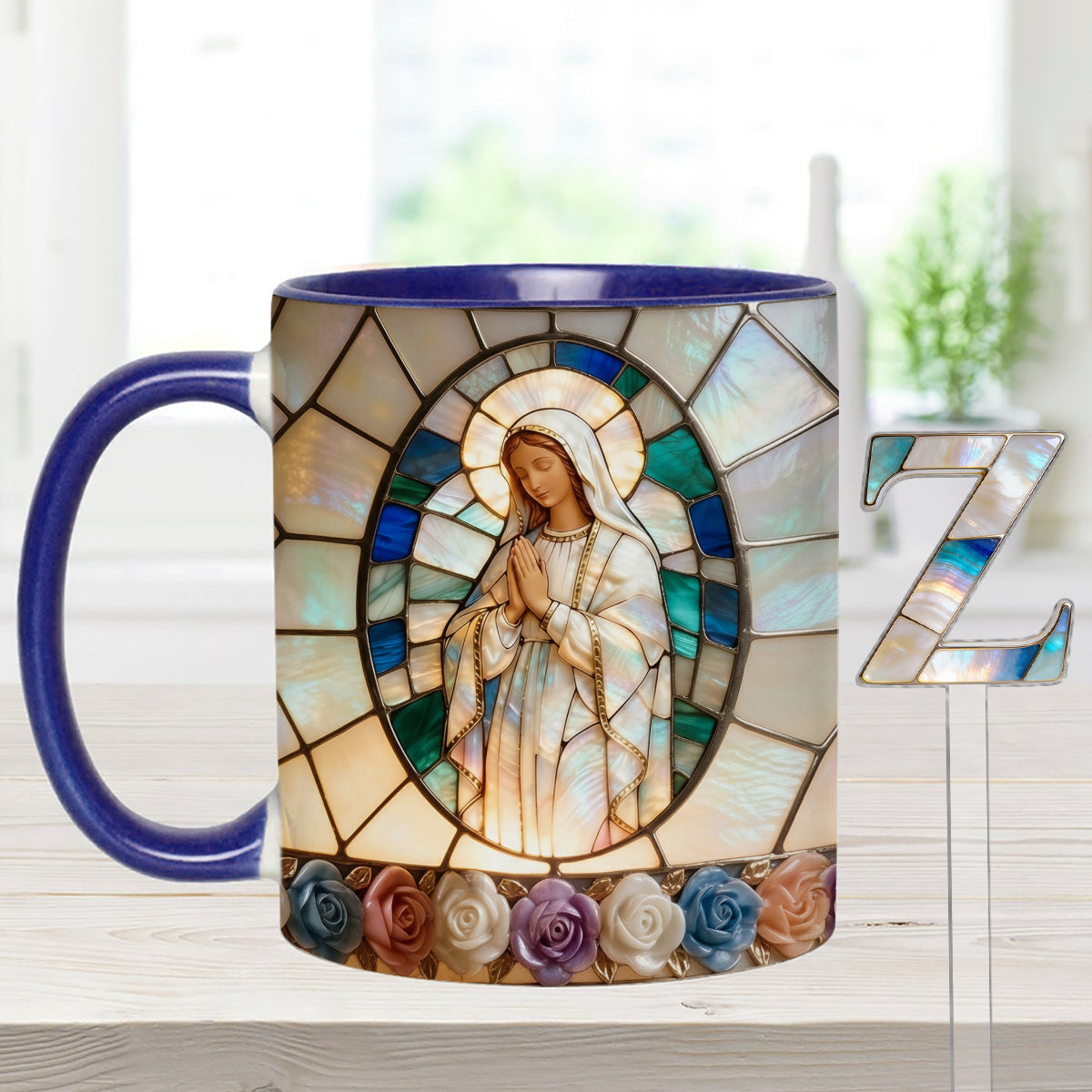 Unsere Liebe Frau der Gnade – Personalisierte christliche Tasse mit Acryl-Rührstäbchen