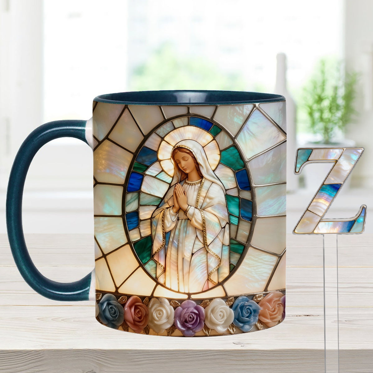 Unsere Liebe Frau der Gnade – Personalisierte christliche Tasse mit Acryl-Rührstäbchen