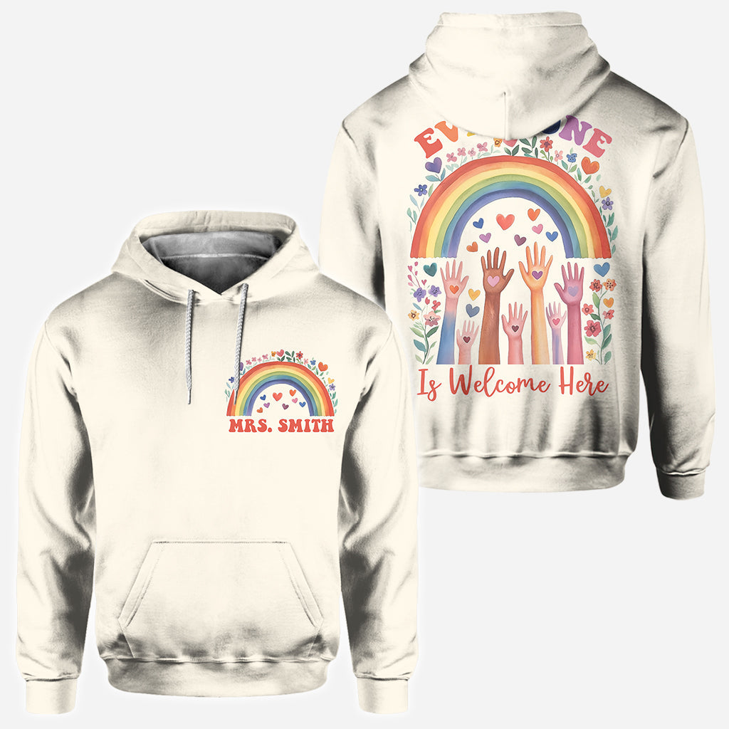 Hier ist jeder willkommen – personalisiertes Lehrer-T-Shirt