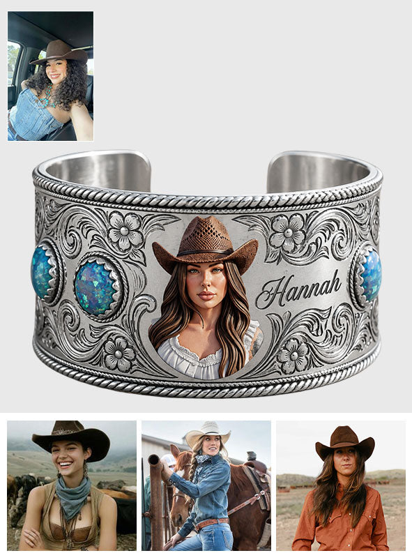 Cowgirl Must-Have - Personalisierbares Cowgirl-förmiges Armreif