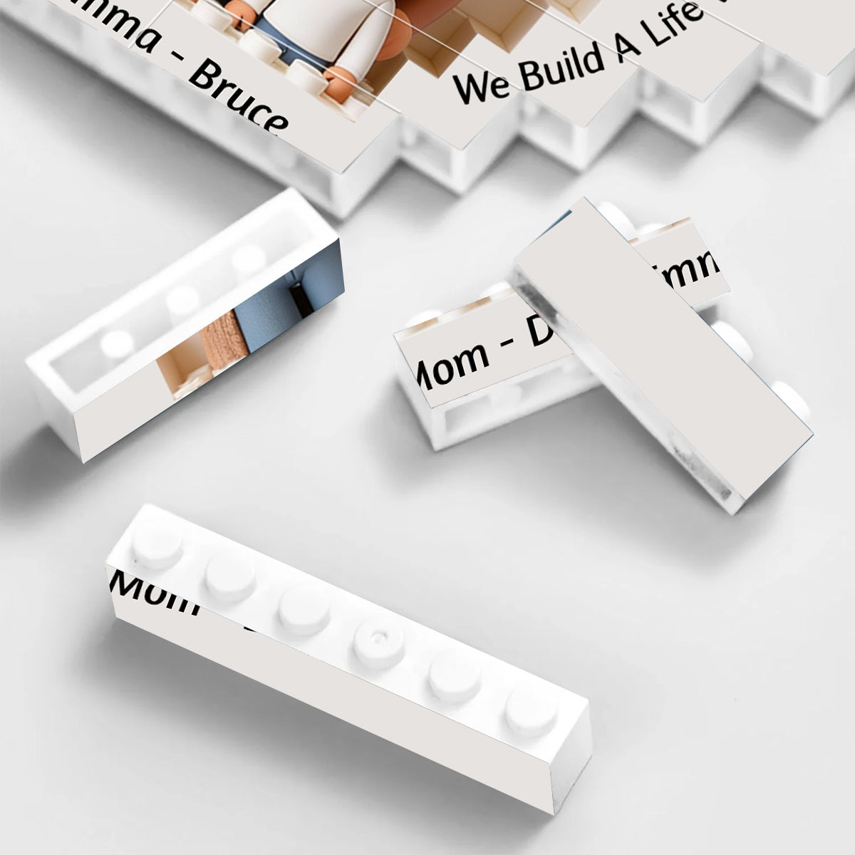 Ensemble, nous construisons une vie que nous aimons - Blocs de construction en forme de cœur personnalisés pour la famille, imprimés des deux côtés