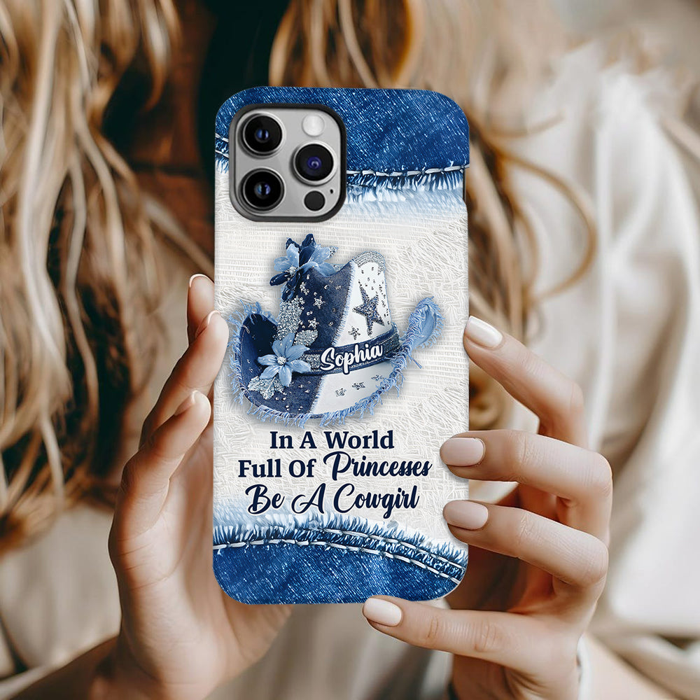 In einer Welt voller Prinzessinnen – Personalisierte Handyhülle mit Cowgirl-Print