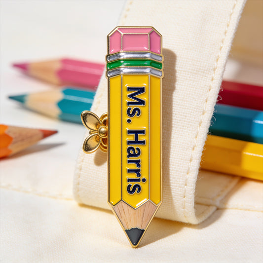 Cadeau de Professeur en Forme de Crayon - Épinglette Émaillée Personnalisée en Relief 3D