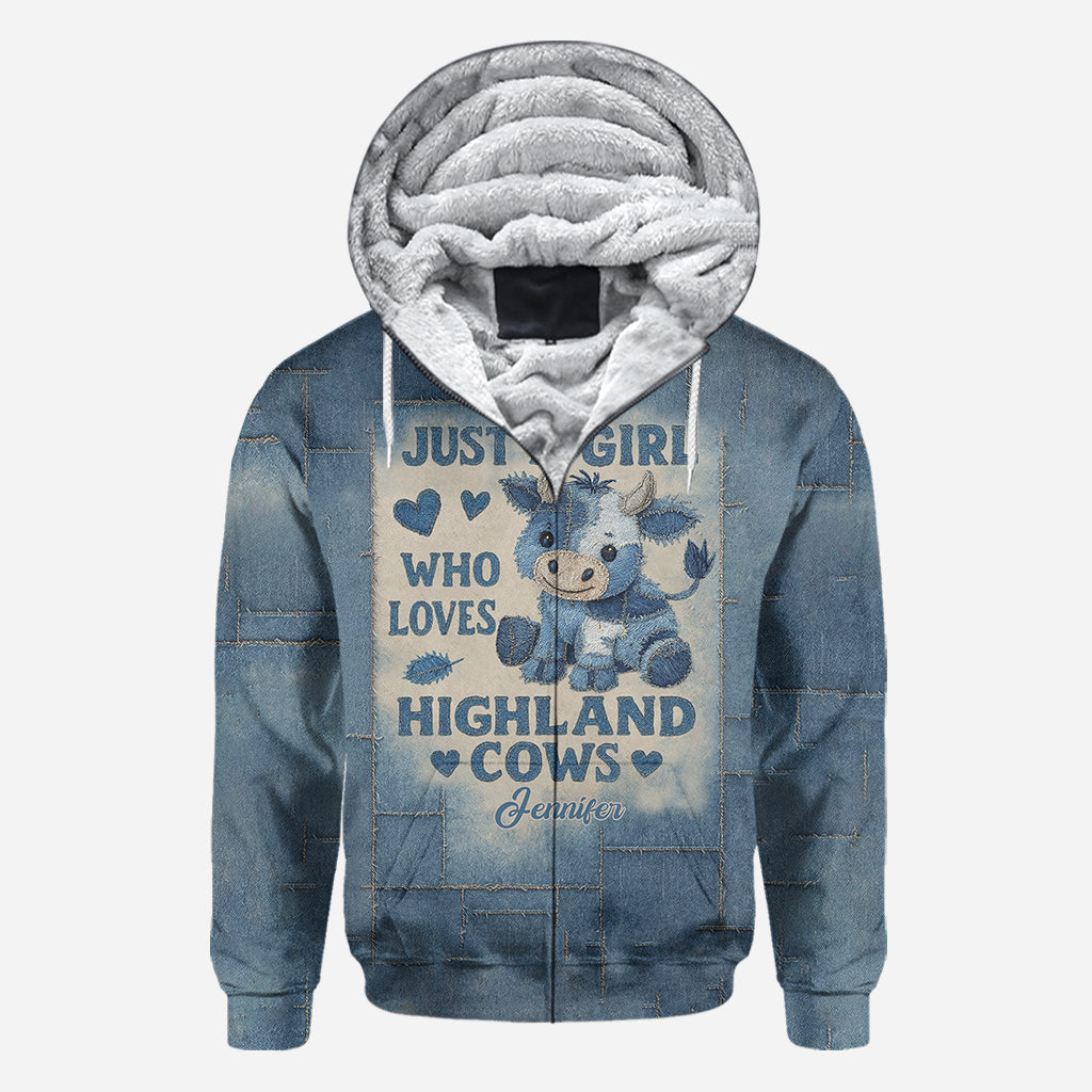 Einfach ein Mädchen, das Hochlandrinder liebt – personalisiertes T-Shirt mit Hochlandrind-Motiv