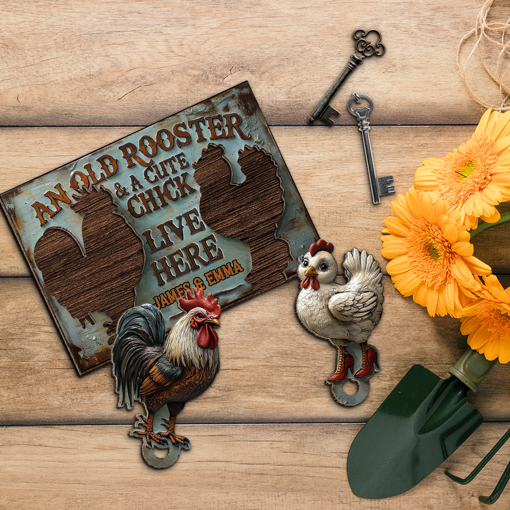 An Old Rooster & A Cute Chick Live Here - Personalized Farmer Key Holder