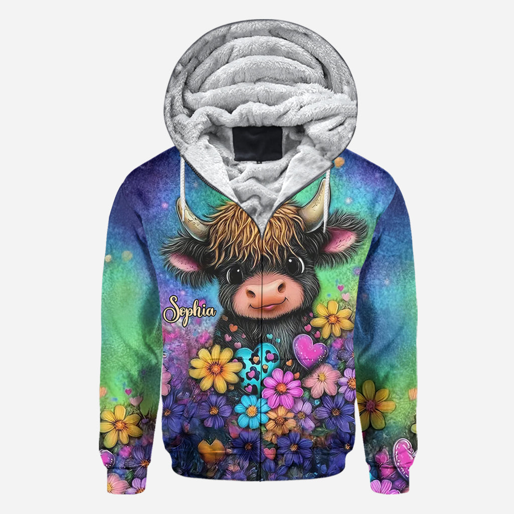 Einfach ein Mädchen, das Hochlandrinder liebt – personalisiertes T-Shirt mit Hochlandrind-Motiv