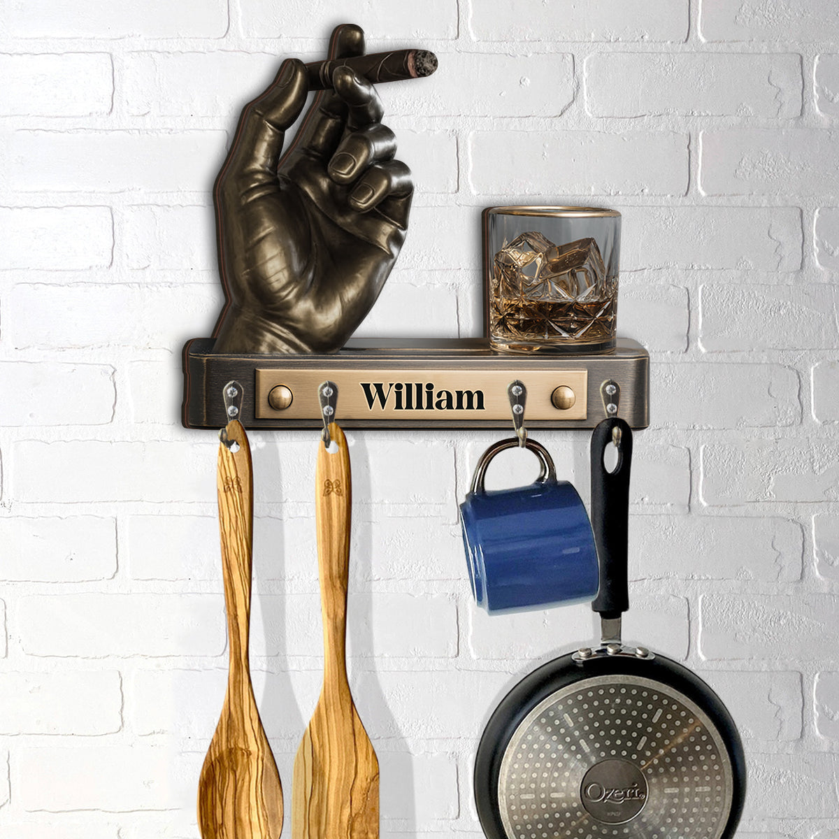 Whisky et cigares - Présentoir suspendu personnalisé pour whisky et cigares.