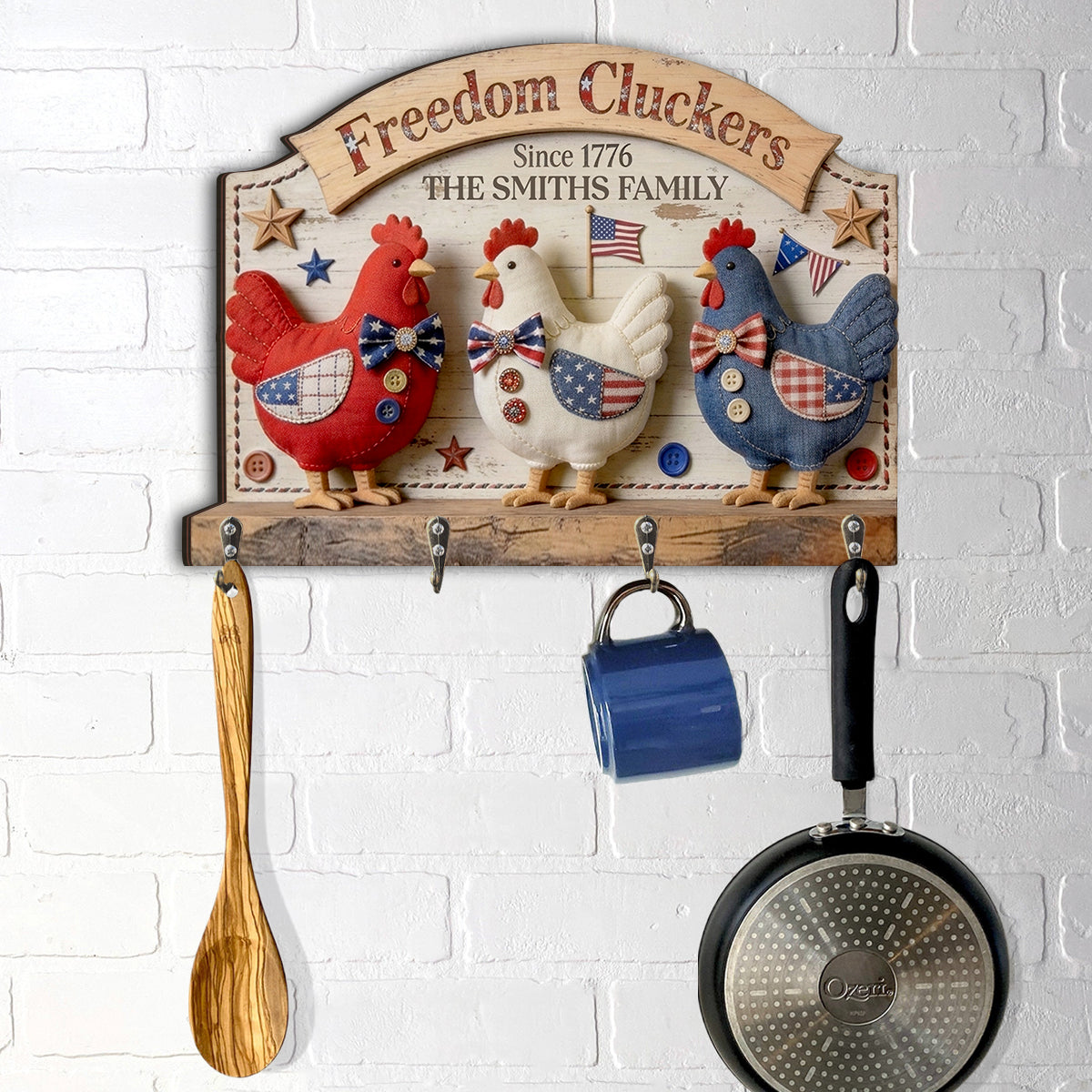 Freedom Cluckers - Personalisierter Hängeregal für Hühner