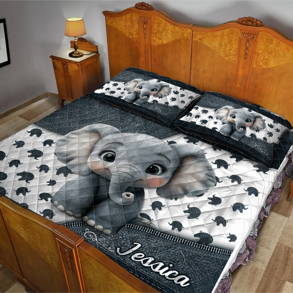 Cute Baby Elephant - Personalized Elephant Quilt Set