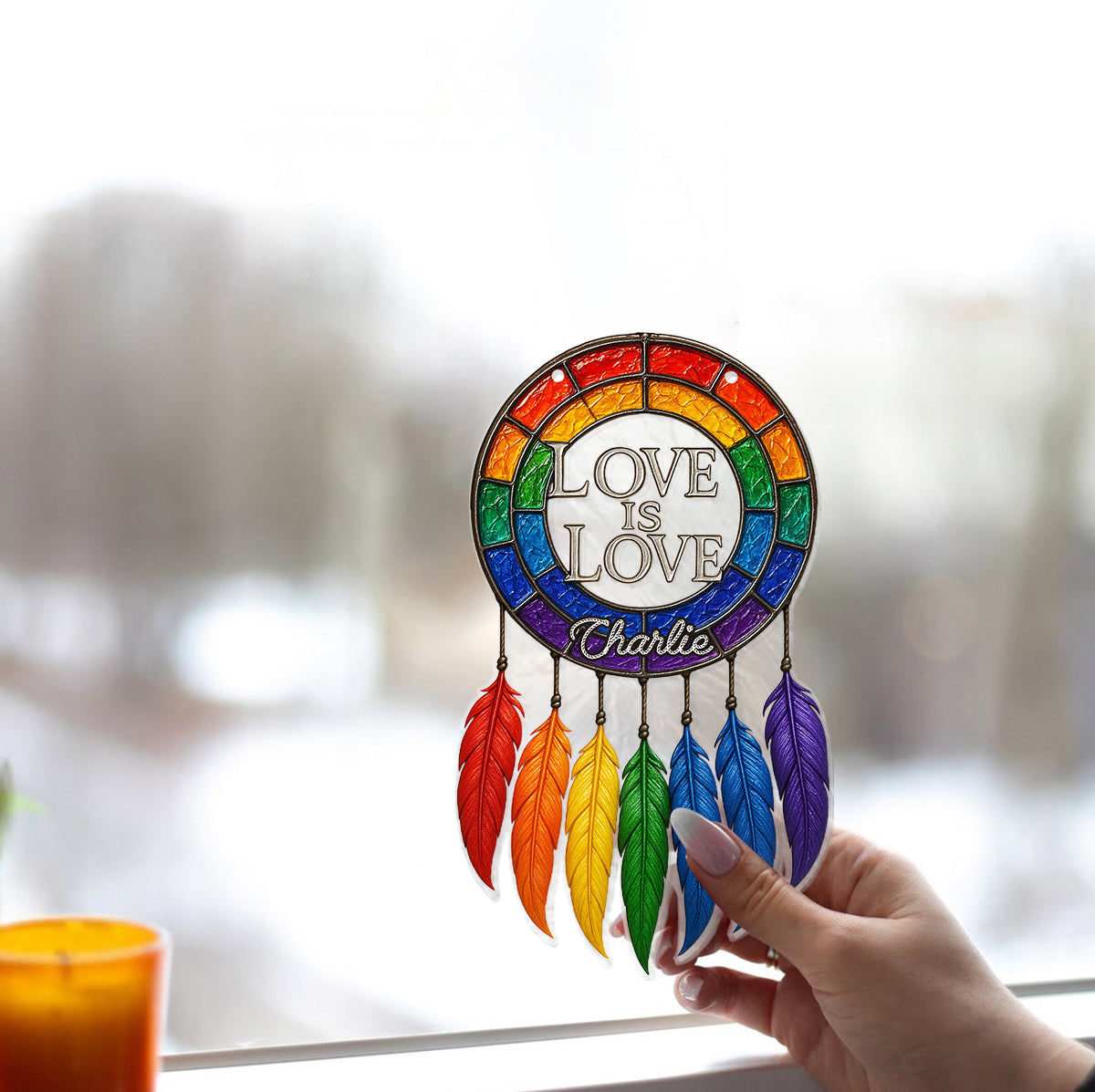 Liebe ist Liebe – Personalisierter LGBT-Unterstützungs-Fensterhänger (Sonnenfänger) 