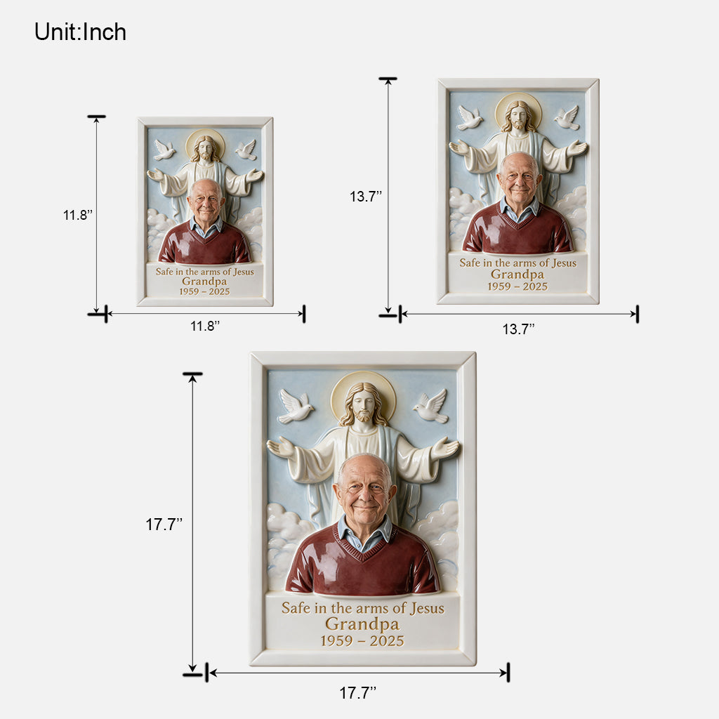Geborgen in Jesu Armen – Personalisierte Gedenktafel aus Holz in individueller Form