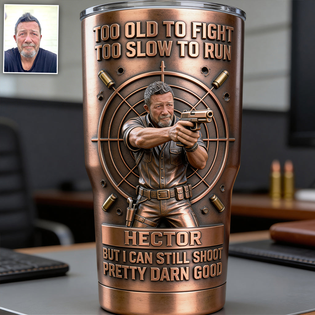 Alter Mann, aber immer noch treffsicher - Personalisierter Veteranen-Becher