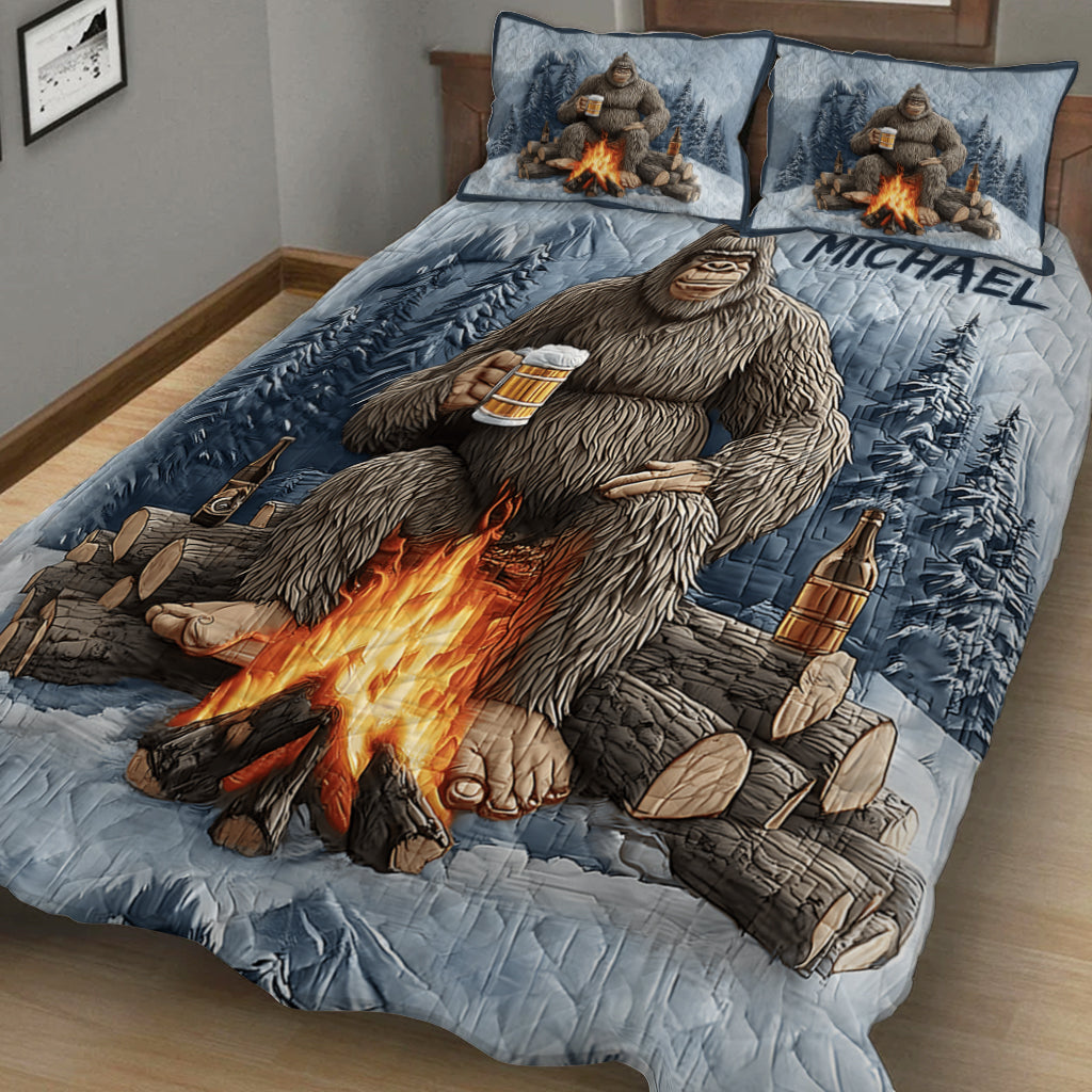 Bigfoot Lovers - Personalized Hiking Quilt Set