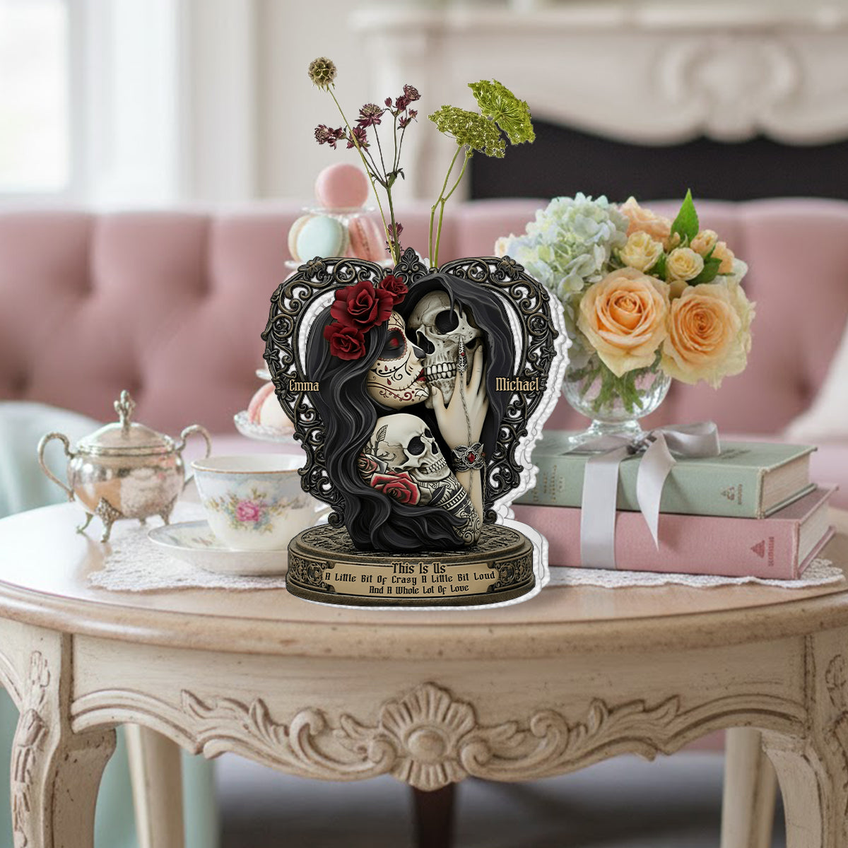 This Is Us – Personalisierte Acryl-Blumenvase in Totenkopfform